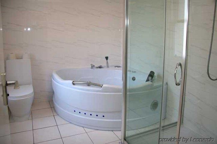 Windsor Hotel Нэрн Экстерьер фото