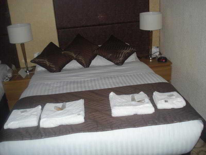 Windsor Hotel Нэрн Экстерьер фото